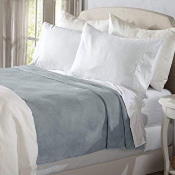 Marlo Collection Other - Twin Marlo Collection Velvet Plush Blanket Gray